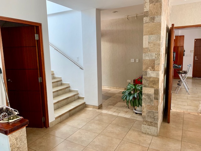 Modern and Impressive Luxury Home for Sale in David, Chiriquí - Moderna e Impresionante Casa de Lujo en David, Chiriquí photo 7