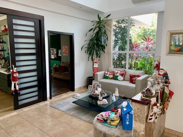 Modern and Impressive Luxury Home for Sale in David, Chiriquí - Moderna e Impresionante Casa de Lujo en David, Chiriquí photo 8