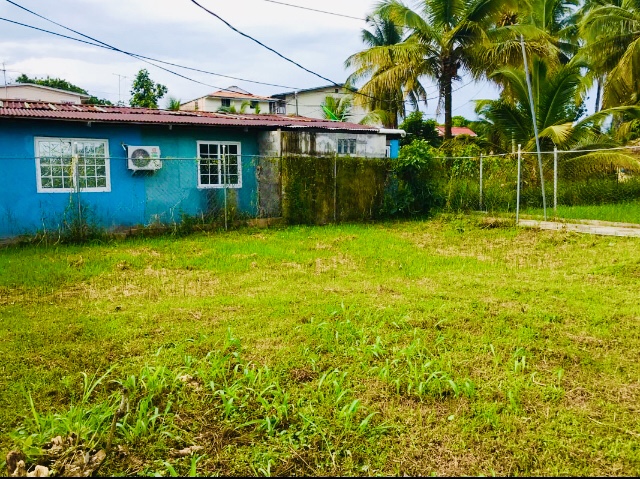 Withdrawn - Price Reduction! House for Sale on the Main Island, Isla Colón, Bocas del Toro, Panama photo 2