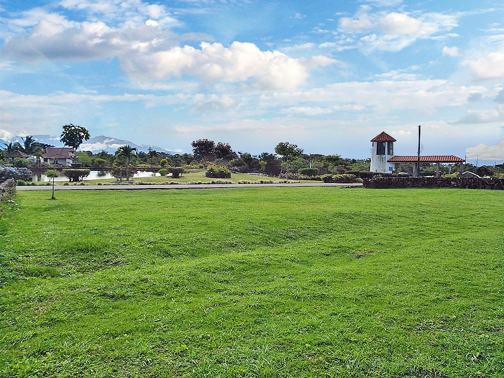 Withdrawn - Prime Gated Community Residential Development Lot for Sale in Hacienda Los Molinos, Boquete, Panama photo 8
