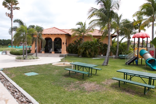 Sold Panama Beach Resort Condominium in Fabulous Buenaventura - Furnished photo 7
