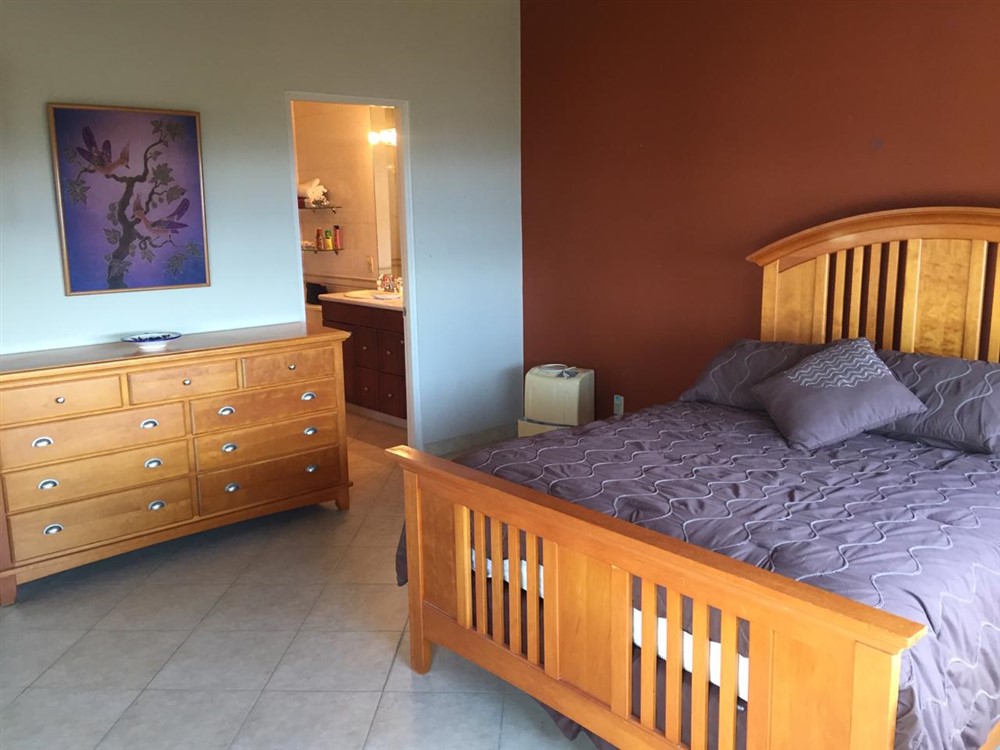 Under Contract - Great Price! Penthouse Condo in Las Olas Resort Condominiums. Panama - Furnishings included. photo 10