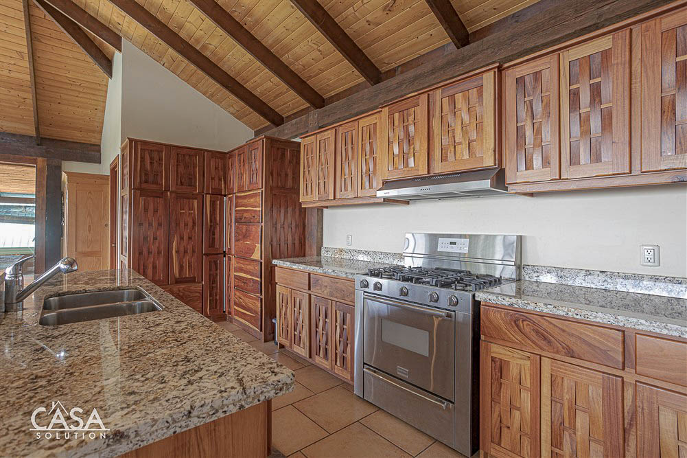 Unique Bali-style Estate Home in a Private Enclave of Volcancito, Boquete, Panama, with wonderful panoramic views of the Continental Divide and Pacific Ocean photo 11