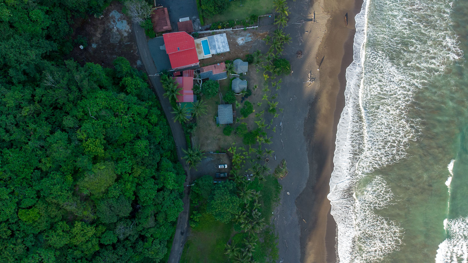 Beachfront Hotel For Sale In Cambutal, Los Santos Province – Right At The Surf! photo 11