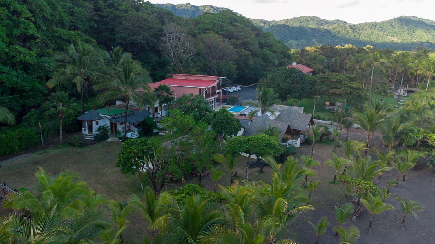 Beachfront Hotel For Sale In Cambutal, Los Santos Province – Right At The Surf! photo 5