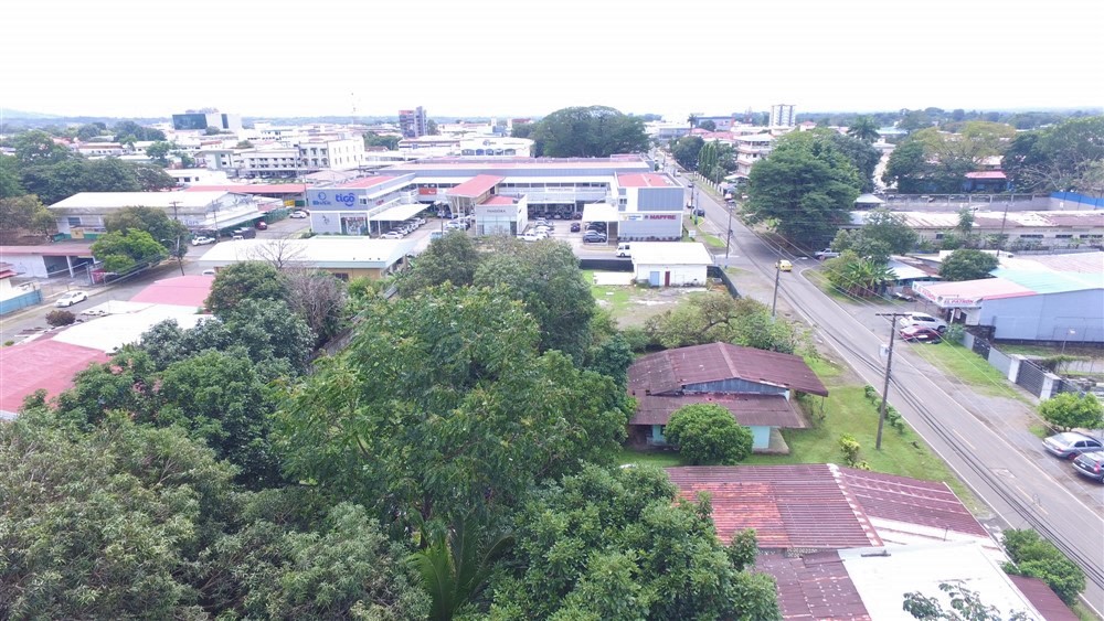 Sold by Owner - Commercial Property for Sale Across the Street from Hospital Chiriqui photo 12