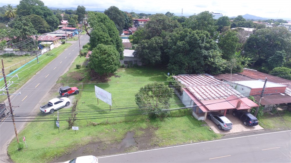 Sold by Owner - Commercial Property for Sale Across the Street from Hospital Chiriqui photo 6