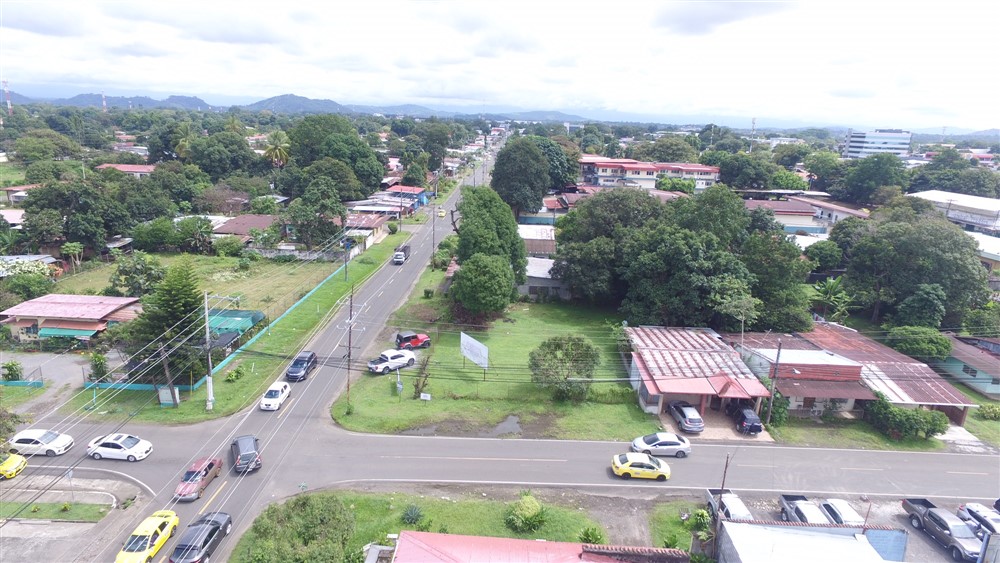 Sold by Owner - Commercial Property for Sale Across the Street from Hospital Chiriqui photo 7