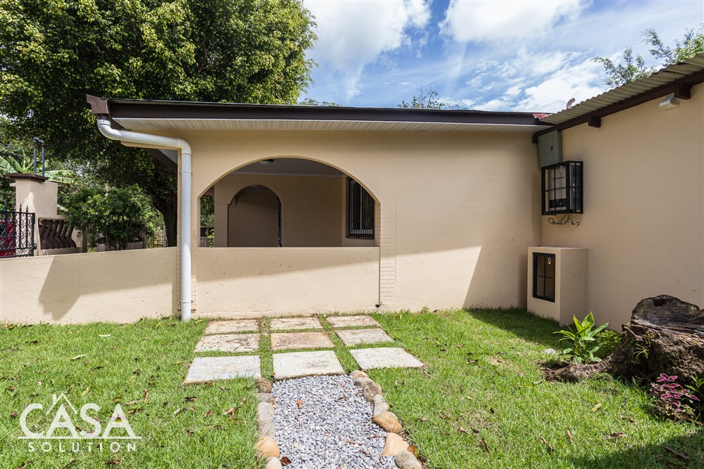 Sold by Casa Solution - Casual Elegance in Your Private Tropical Paradise for Sale in Dolega, Chiriquí - Owner Financing Available photo 6