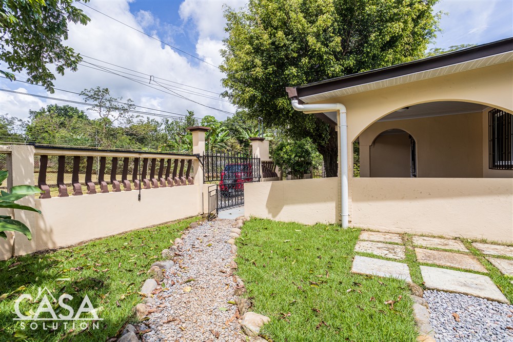 Sold by Casa Solution - Casual Elegance in Your Private Tropical Paradise for Sale in Dolega, Chiriquí - Owner Financing Available photo 7