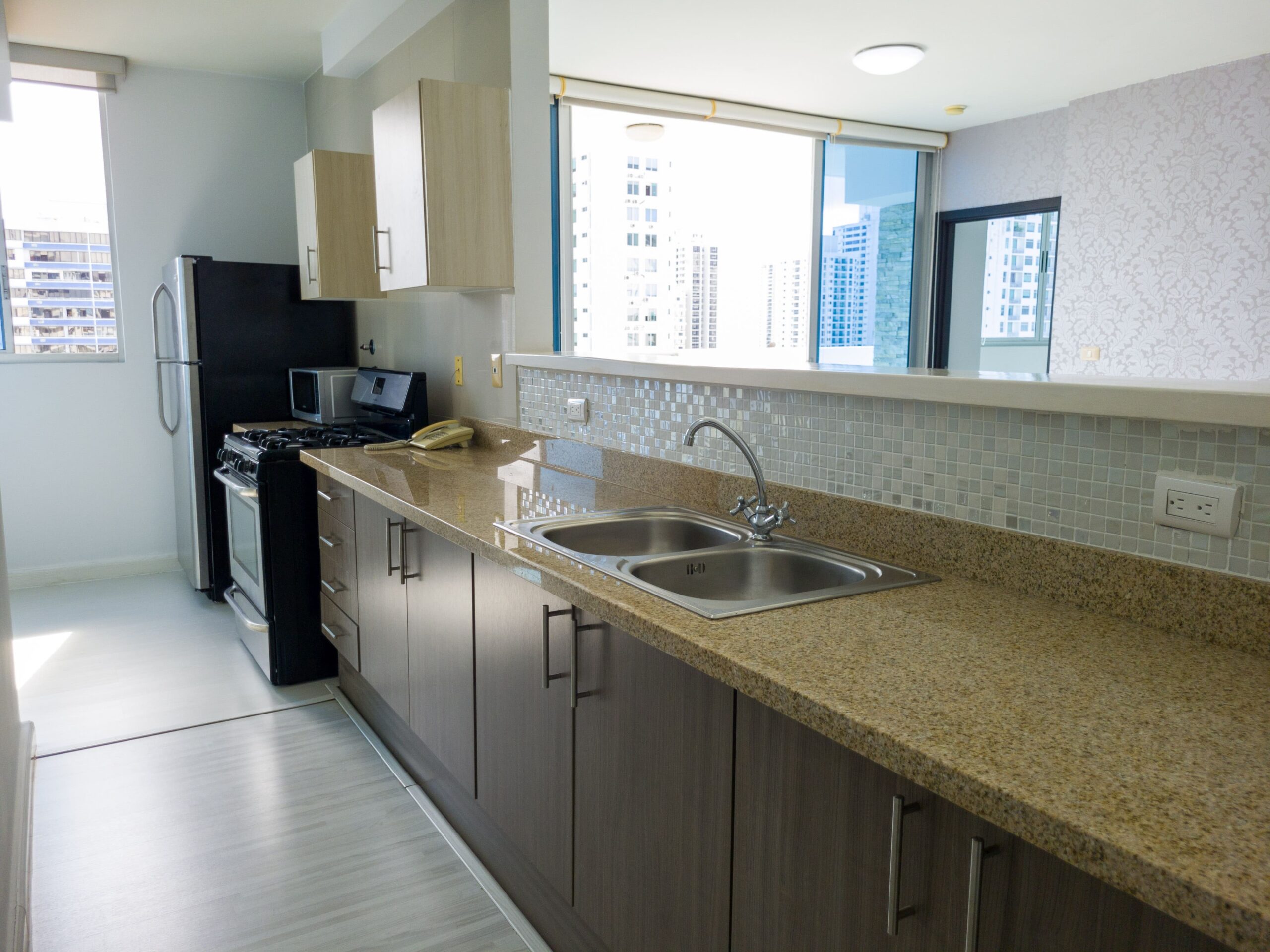 Live in Harmony! Panama City Condo for Sale in a Great San Francisco, Panama City Location photo 10