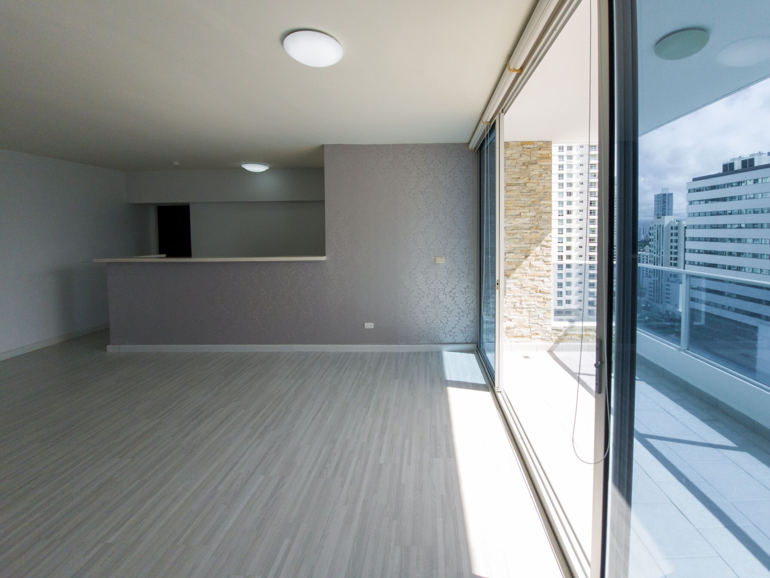 Live in Harmony! Panama City Condo for Sale in a Great San Francisco, Panama City Location photo 3