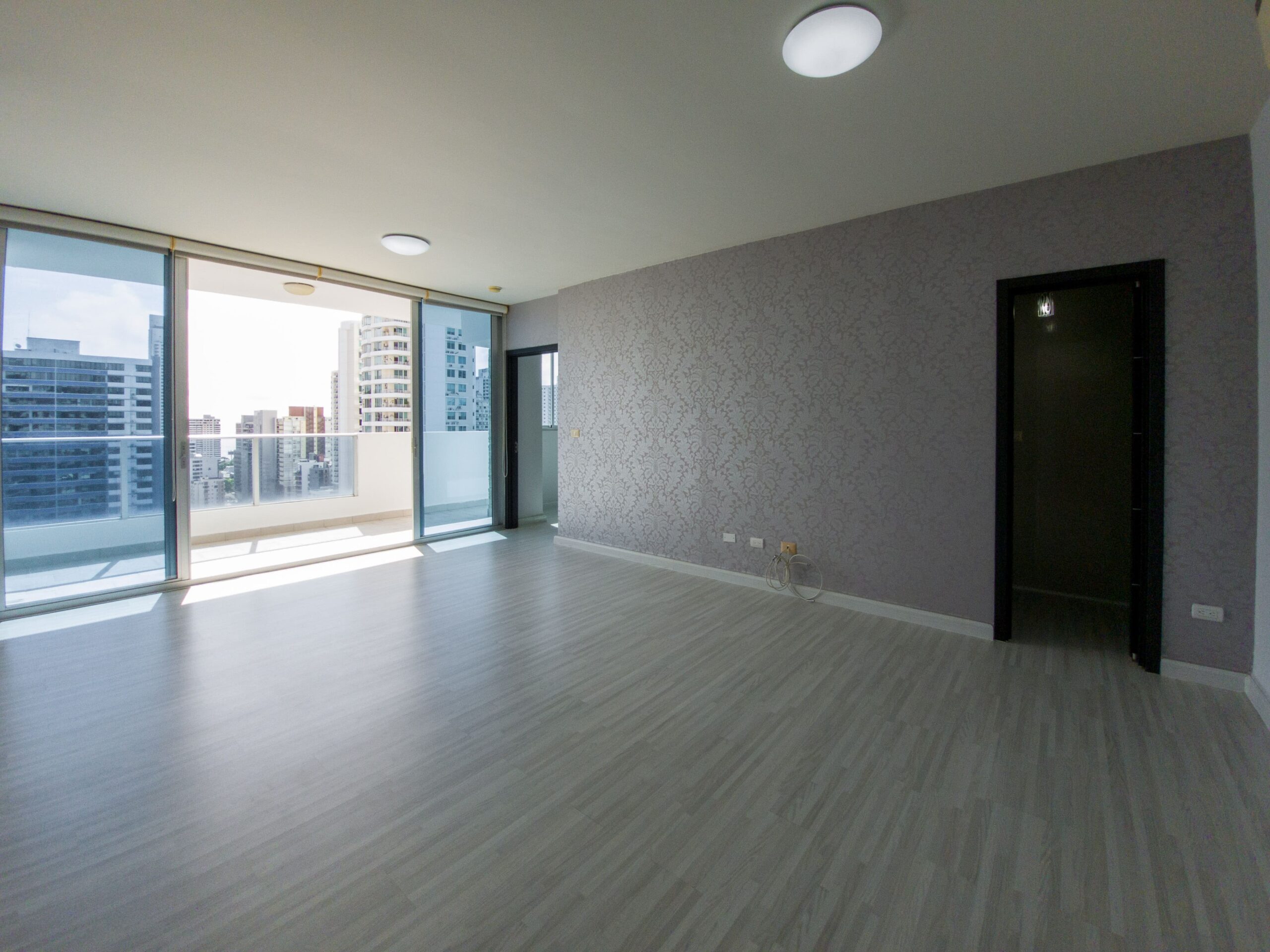 Live in Harmony! Panama City Condo for Sale in a Great San Francisco, Panama City Location photo 6
