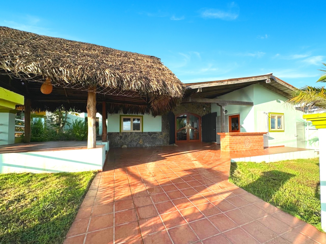 Sold by Owner - Superb Beachfront Home with Resort-Like Backyard for Sale in Playa El Uverito, Near Las Tablas - Truly Lock & Leave