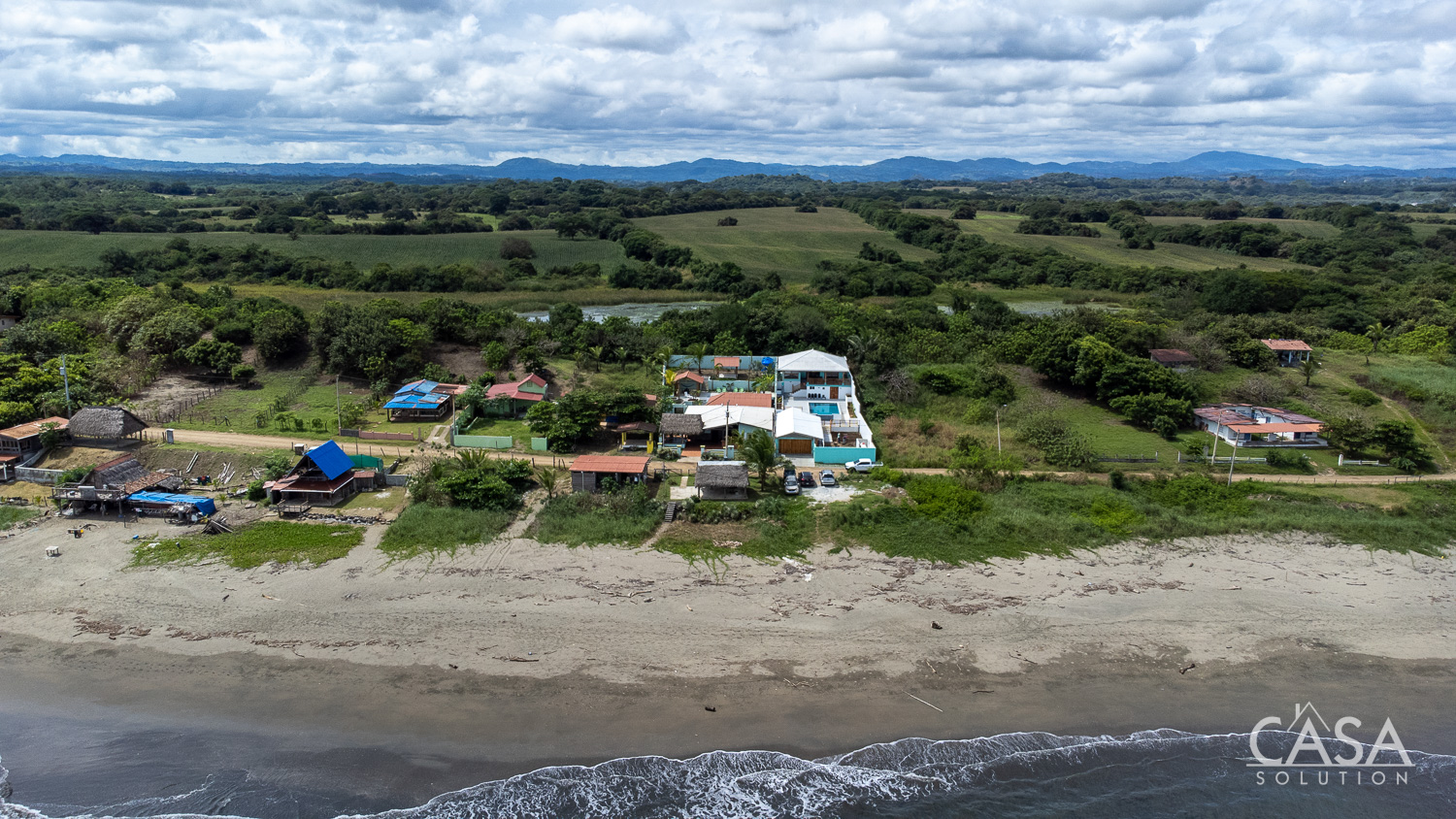 Sold by Owner - Superb Beachfront Home with Resort-Like Backyard for Sale in Playa El Uverito, Near Las Tablas - Truly Lock & Leave photo 2