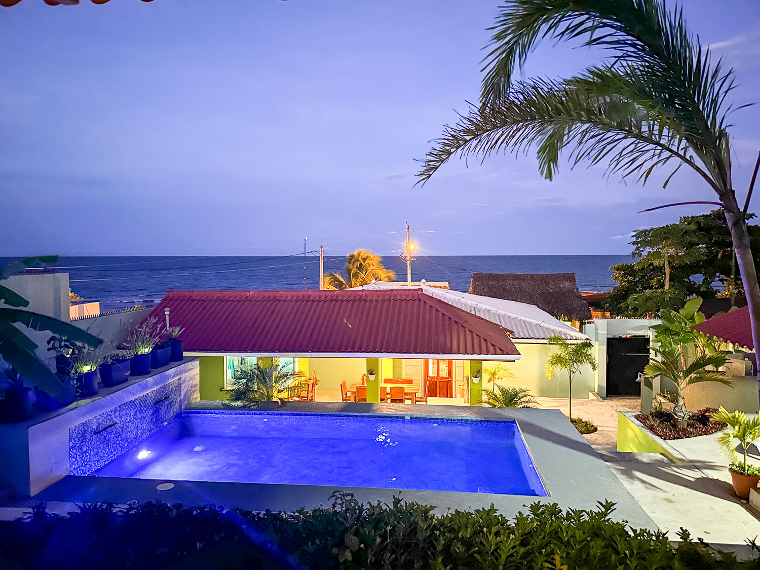 Sold by Owner - Superb Beachfront Home with Resort-Like Backyard for Sale in Playa El Uverito, Near Las Tablas - Truly Lock & Leave photo 7