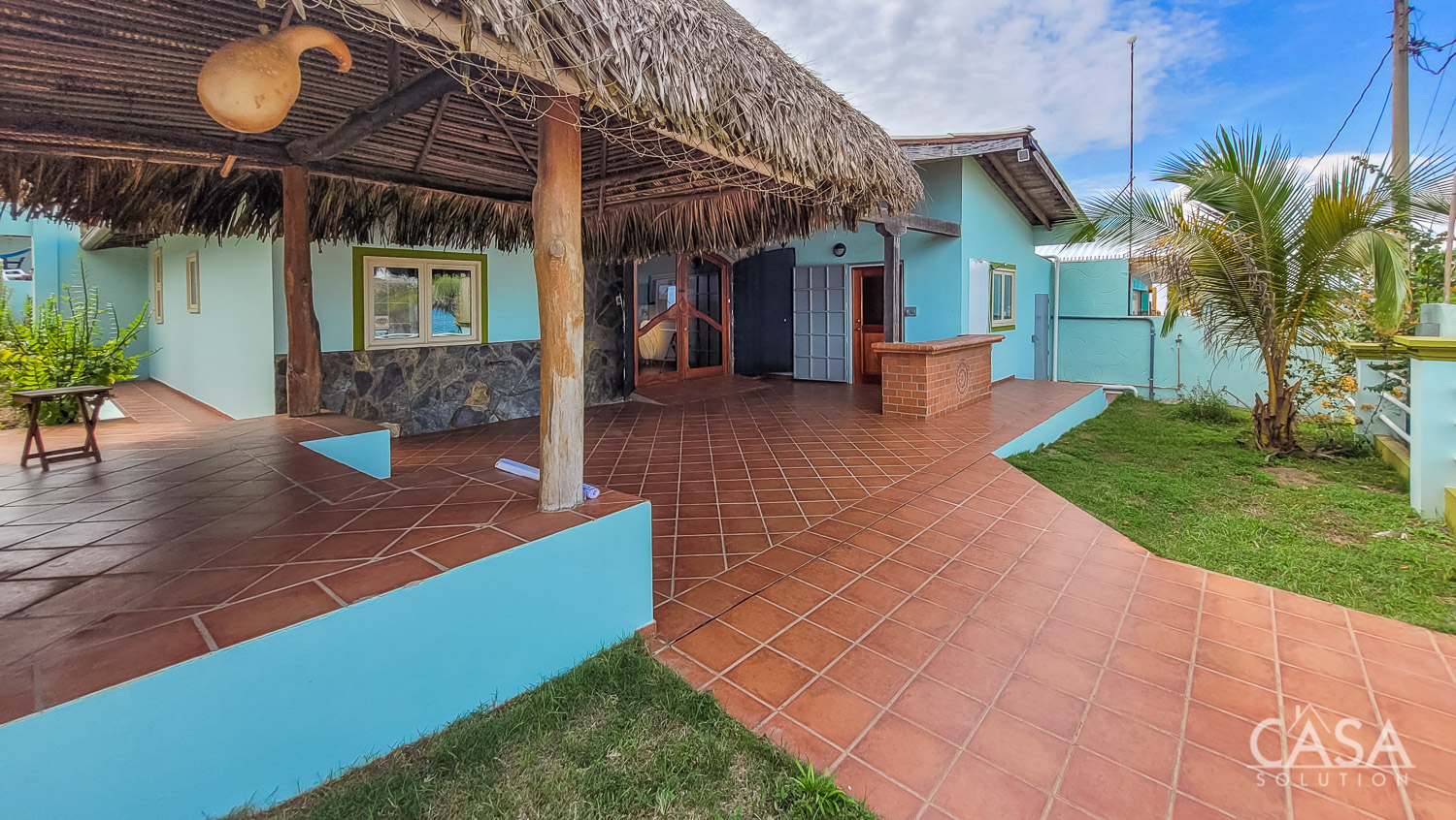 Sold by Owner - Superb Beachfront Home with Resort-Like Backyard for Sale in Playa El Uverito, Near Las Tablas - Truly Lock & Leave photo 9