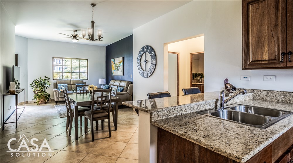 Sold by Casa Solution! Beautiful 3-Bedroom Condominium for Sale in Amenity-Rich Valle Escondido, Boquete, Panama – Furnished photo 6