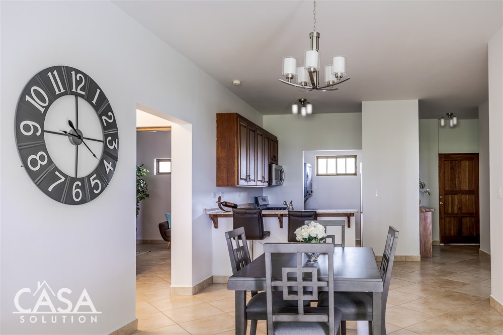 Sold by Casa Solution! Beautiful 3-Bedroom Condominium for Sale in Amenity-Rich Valle Escondido, Boquete, Panama – Furnished photo 9