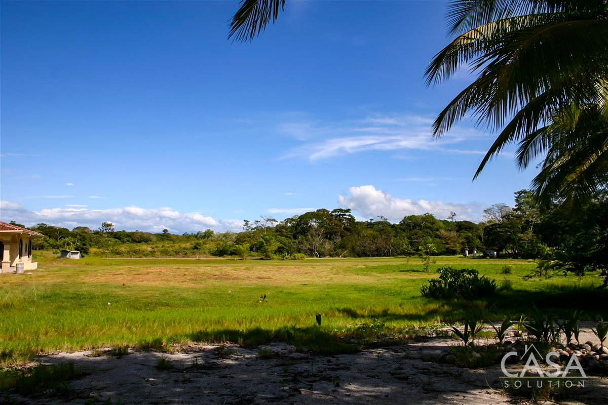 Your Own Tropical Getaway! On this 3,239 Sq. Meters Beachfront Lot 15 for Sale in Rincon Beach Estates, Boca Chica, Panama - One of Three Available photo 7