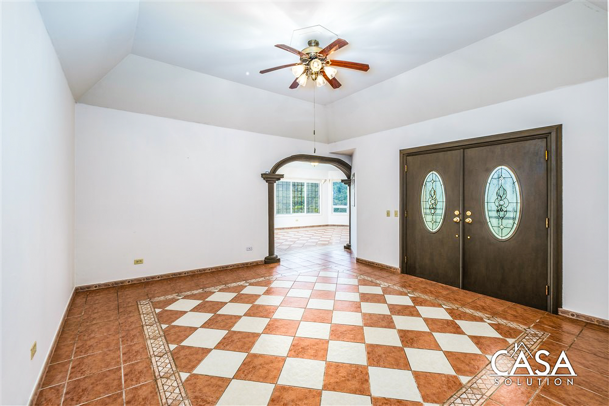 Truly Stunning Views Home for Sale Close to Downtown Boquete with Studio Apartment in Jaramillo, Boquete, Panama. photo 4