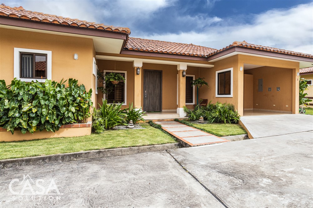 Sold by Casa Solution! Great Deal - Beautiful House for Sale or Rent in Boquete Country Club, a Prime Gated Community photo 2