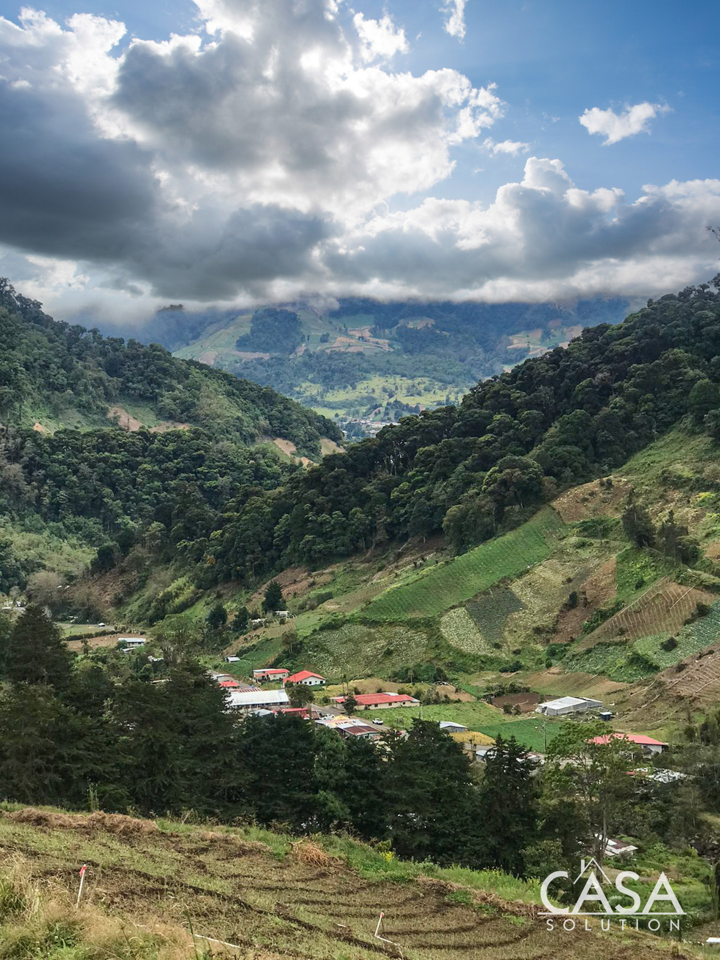 Price Reduction! Huge 20-Acre Agricultural or EcoTourism Lot Near the Entrance of La Amistad International Park Entrance in Las Nubes, Cerro Punta, Chiriqui photo 2