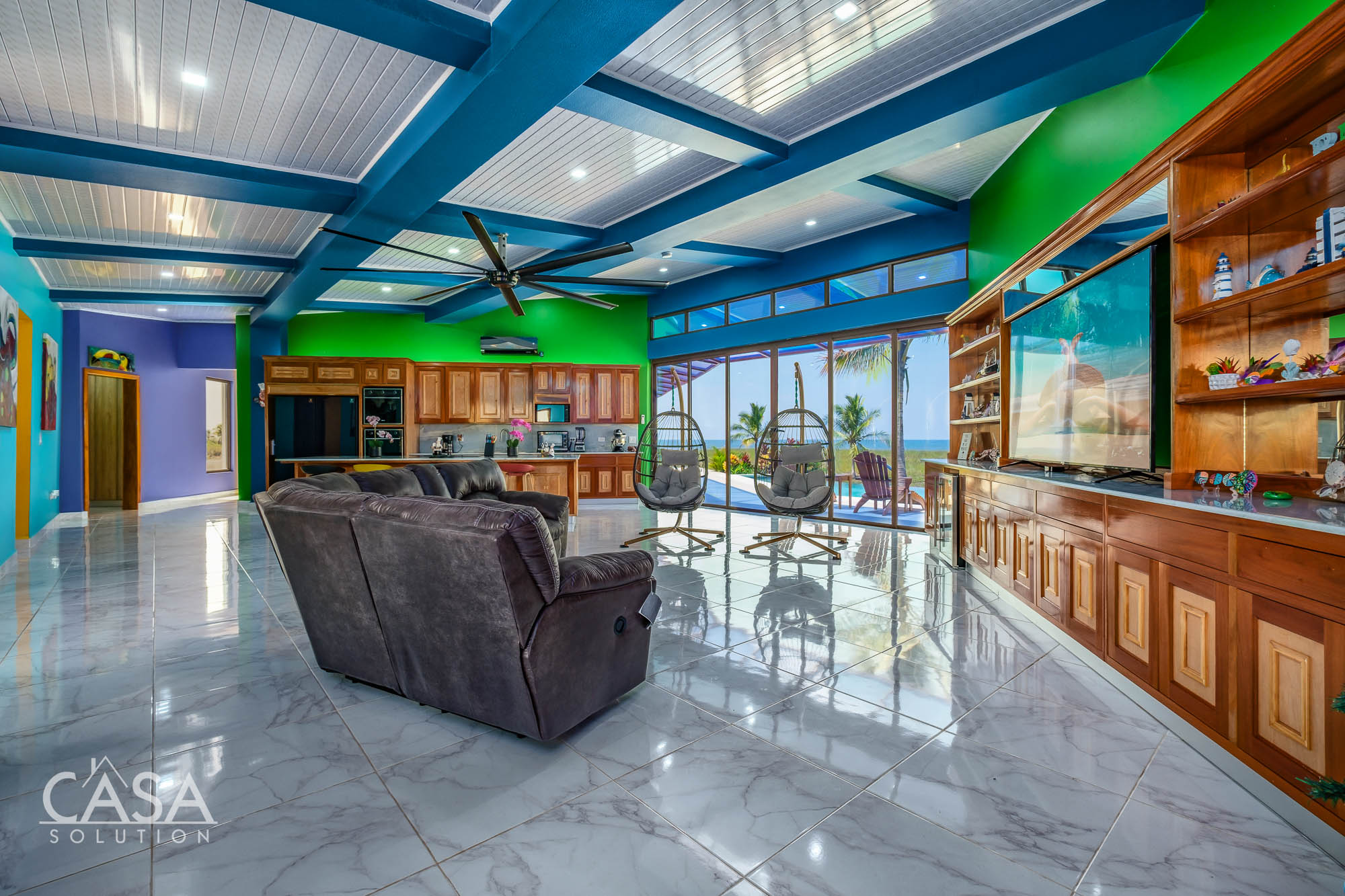 Vibrant and Luxurious Beach House with Sea Views for Sale in Las Olas Development, Playa La Barqueta, Panama – Furnishings Included