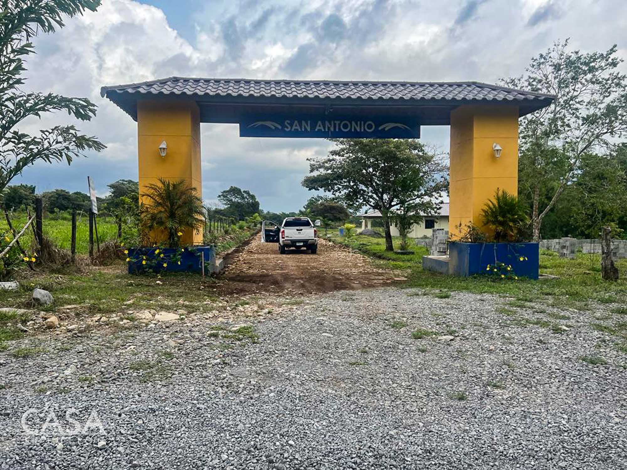 Withdrawn - Great Offer! Development Opportunity or Huge Home Site for Sale in Residencial San Antonio, Potrerillos Abajo, Chiriqui photo 8