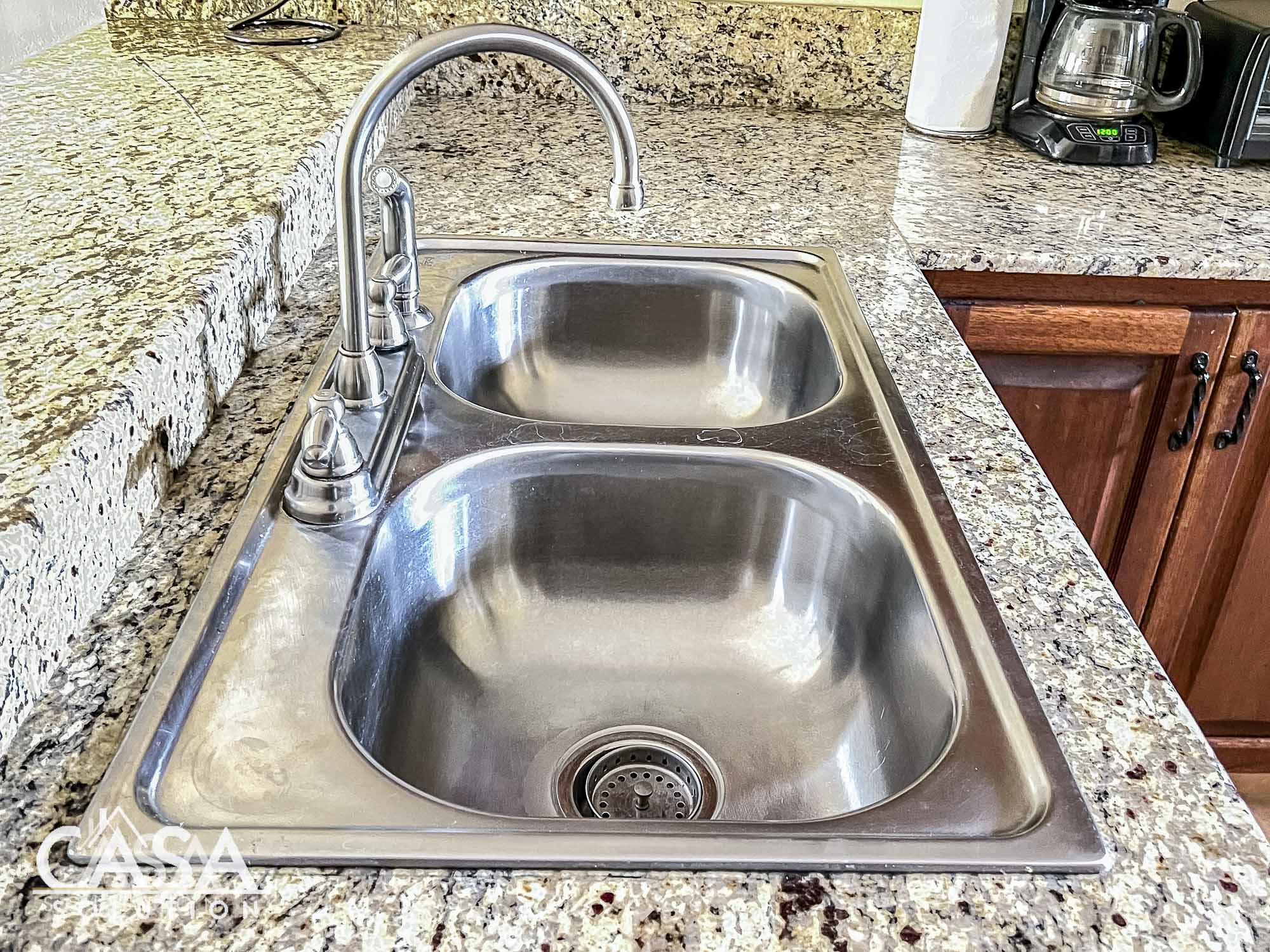 Stunning and Furnished Valle Escondido Apartment with Valley, Lake & Golf Course Views for Sale in Downtown Boquete, Panama photo 5