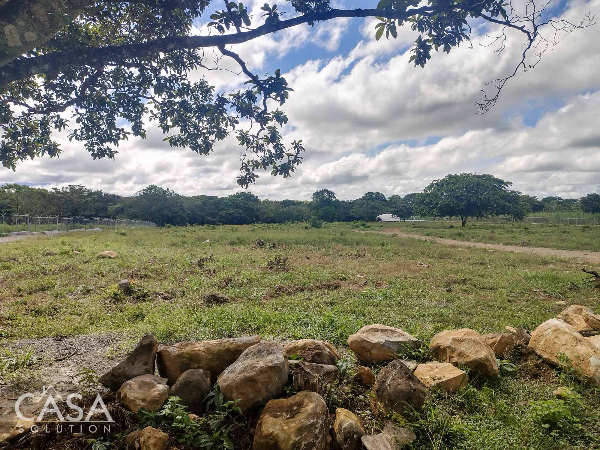 Price Reduction! Expansive & Well-Fenced Flat Land for Sale with River in Dolega, Chiriqui photo 5