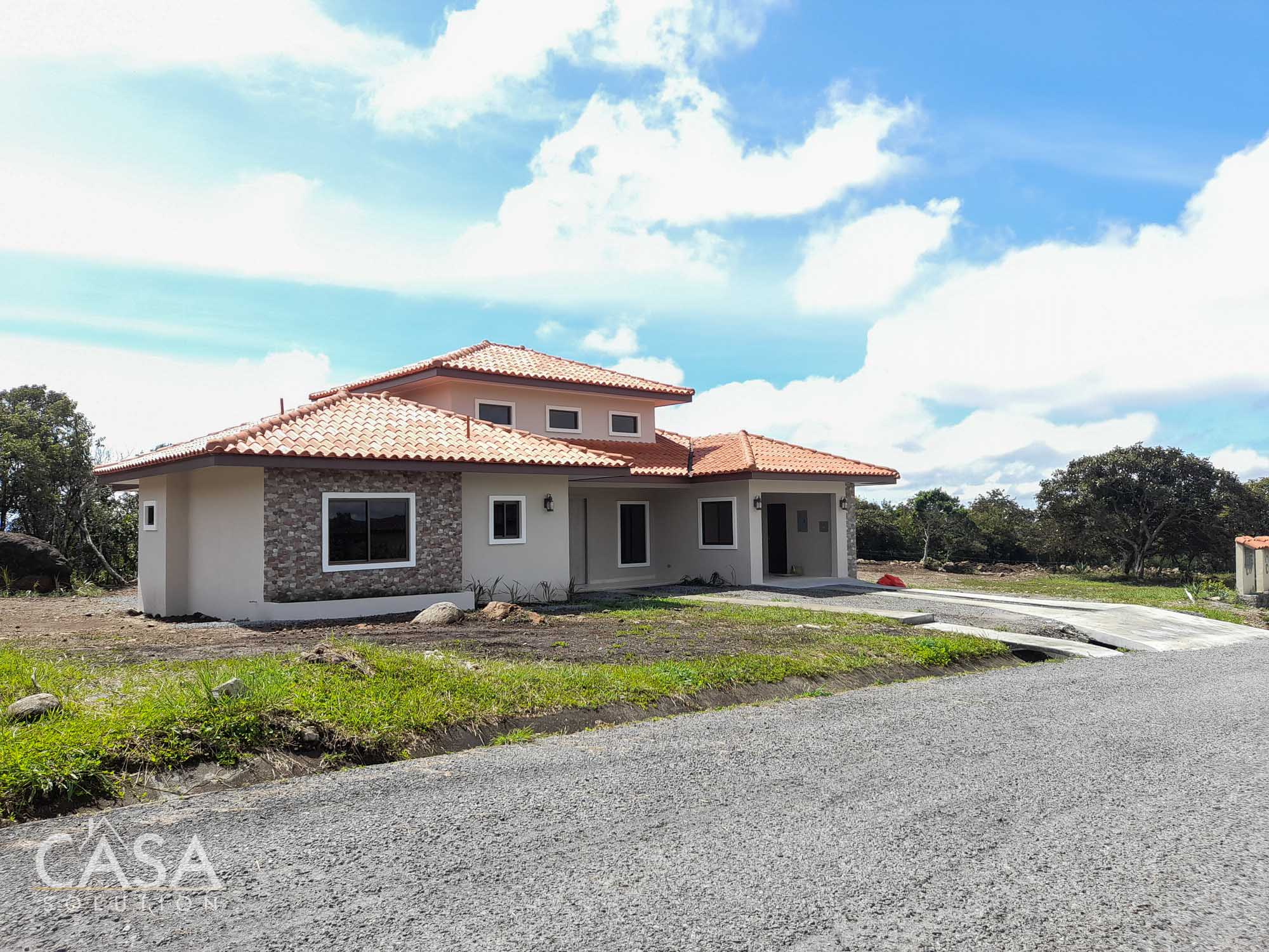 Hacienda Model Home for Sale within Boquete Country Club’s Private Community, Alto Boquete, Chiriqui