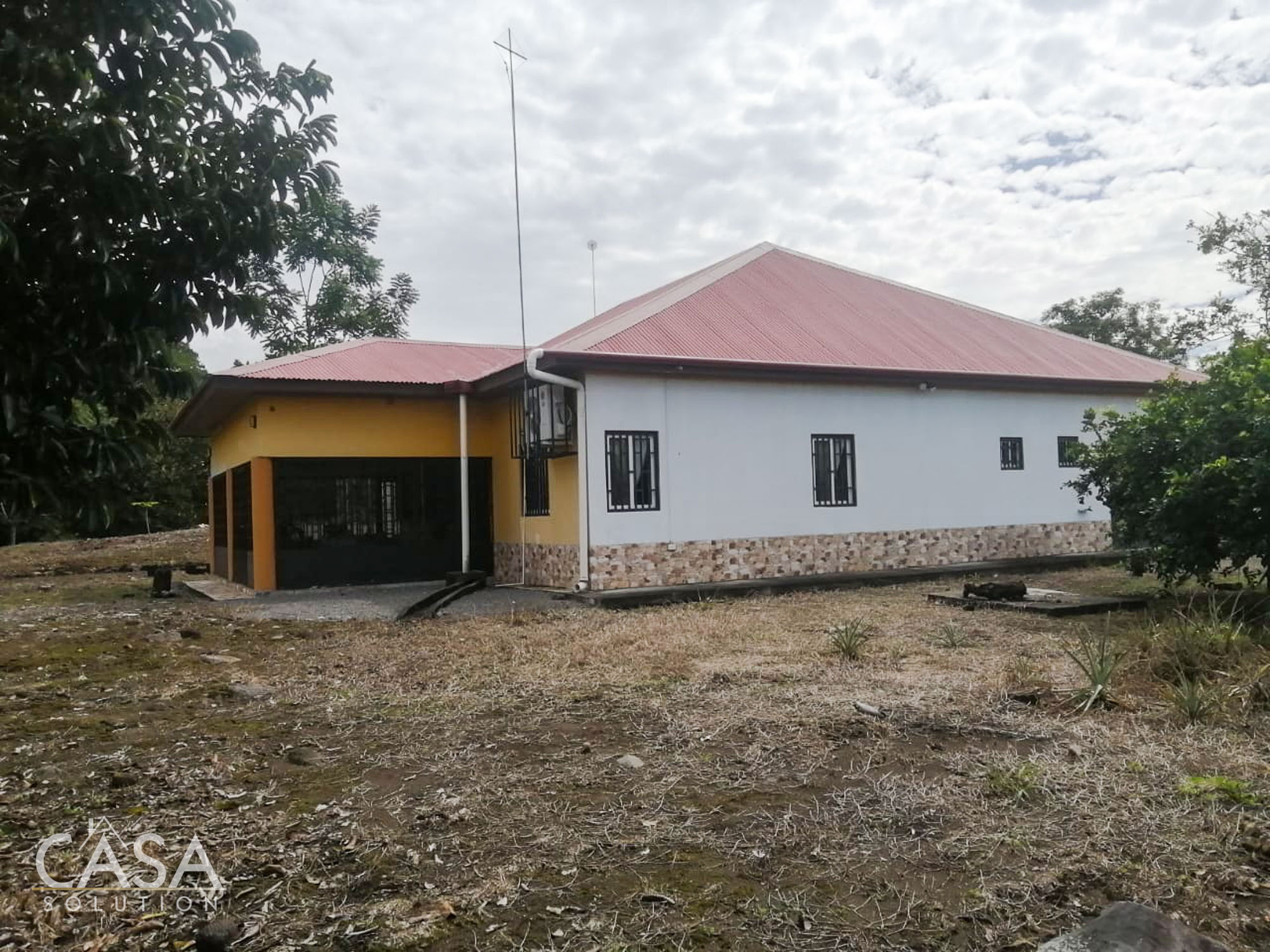 Withdrawn - Spacious Lot & Charming House with Fruit Trees and Chicken Coop for Sale in Boqueron, Chiriqui, Panama photo 2