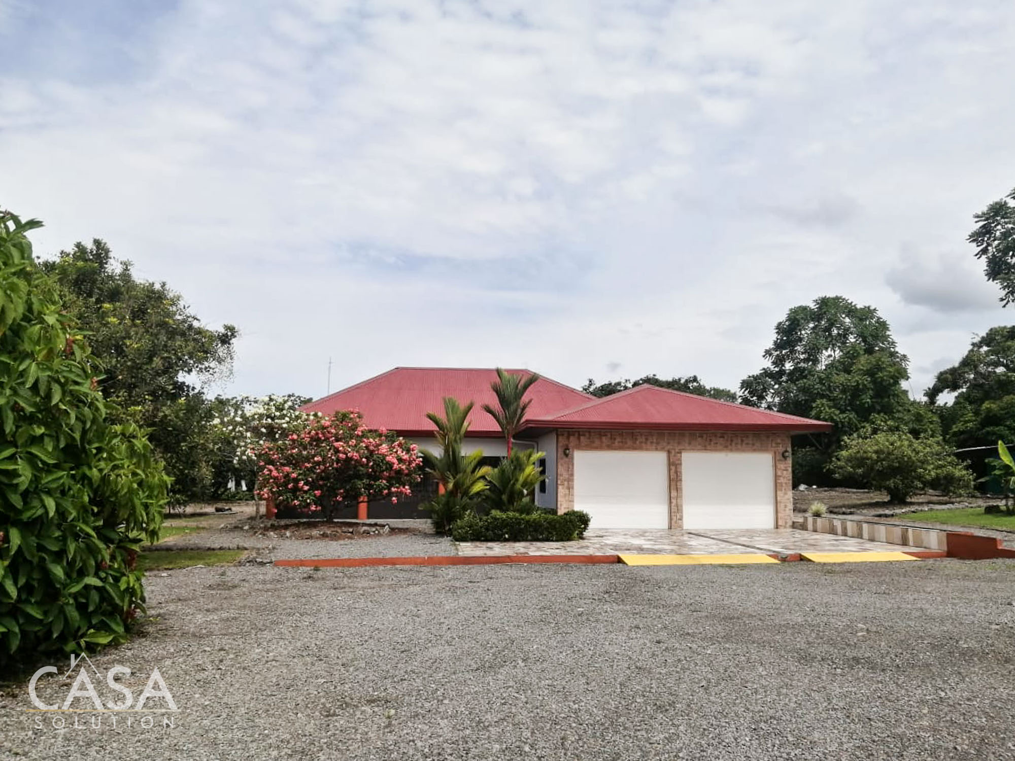 Withdrawn - Spacious Lot & Charming House with Fruit Trees and Chicken Coop for Sale in Boqueron, Chiriqui, Panama photo 11