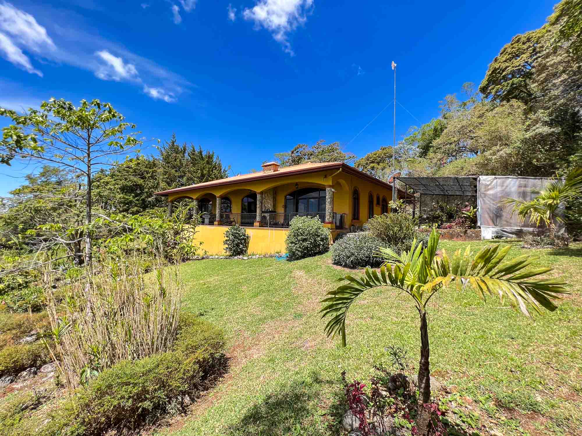 Price Reduction! Boquete View Home for Sale, A Boquete Mountain Bliss Retreat on 2.5 Acres in Jaramillo, Boquete, Chiriqui photo 4