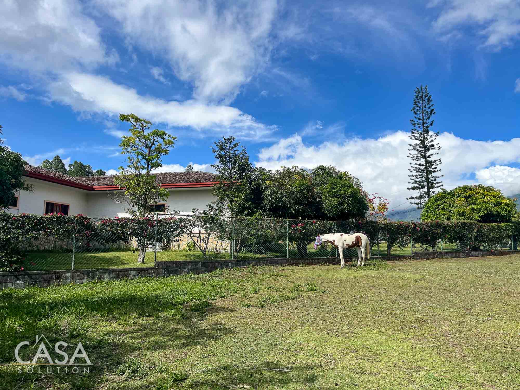 Sold by Casa Solution! Rare El Salto Building Site with Great Views for Sale in Boquete, Chiriqui - Just 3 minutes to Downtown Boquete! photo 3