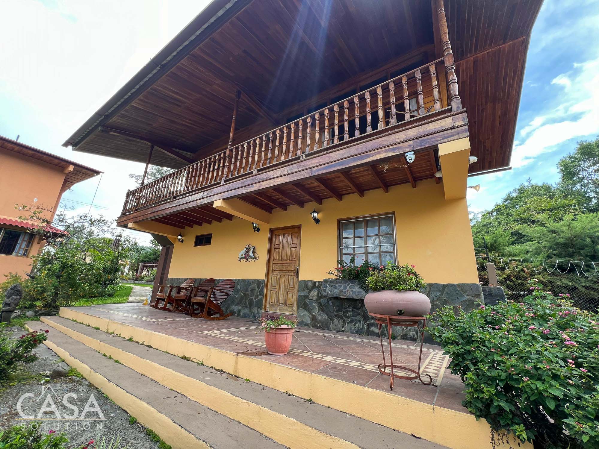 Price Reduction!! Spacious Home for Sale in Volcancito, Santa Lucia, Boquete, Chiriqui. Fully furnished, abundant natural light