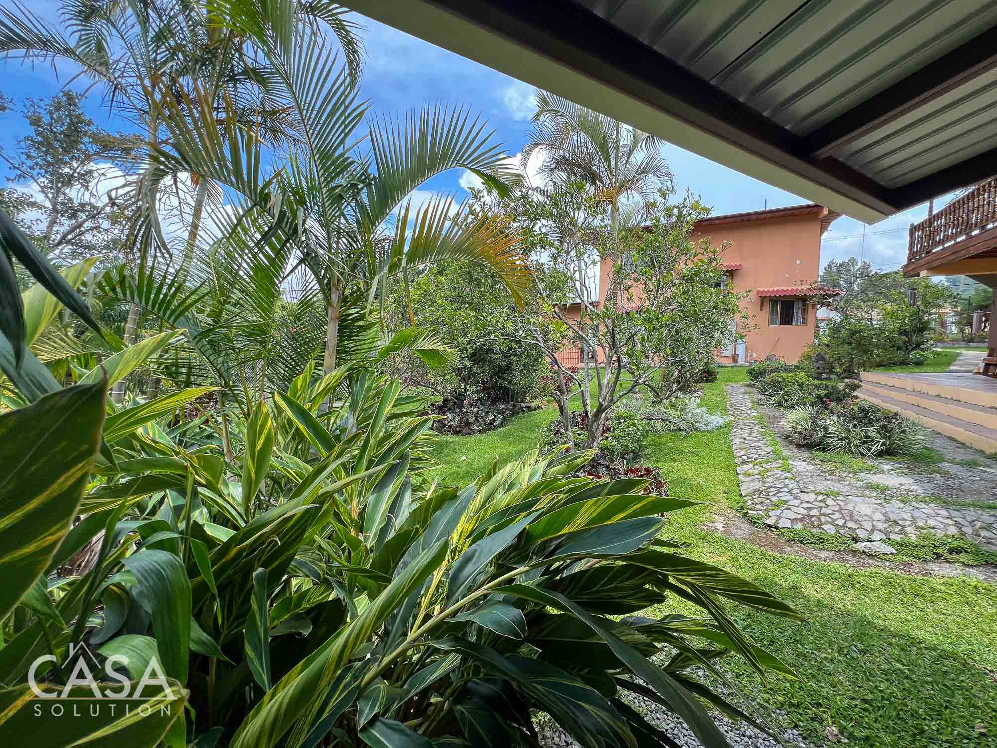 Price Reduction!! Spacious Home for Sale in Volcancito, Santa Lucia, Boquete, Chiriqui. Fully furnished, abundant natural light photo 10