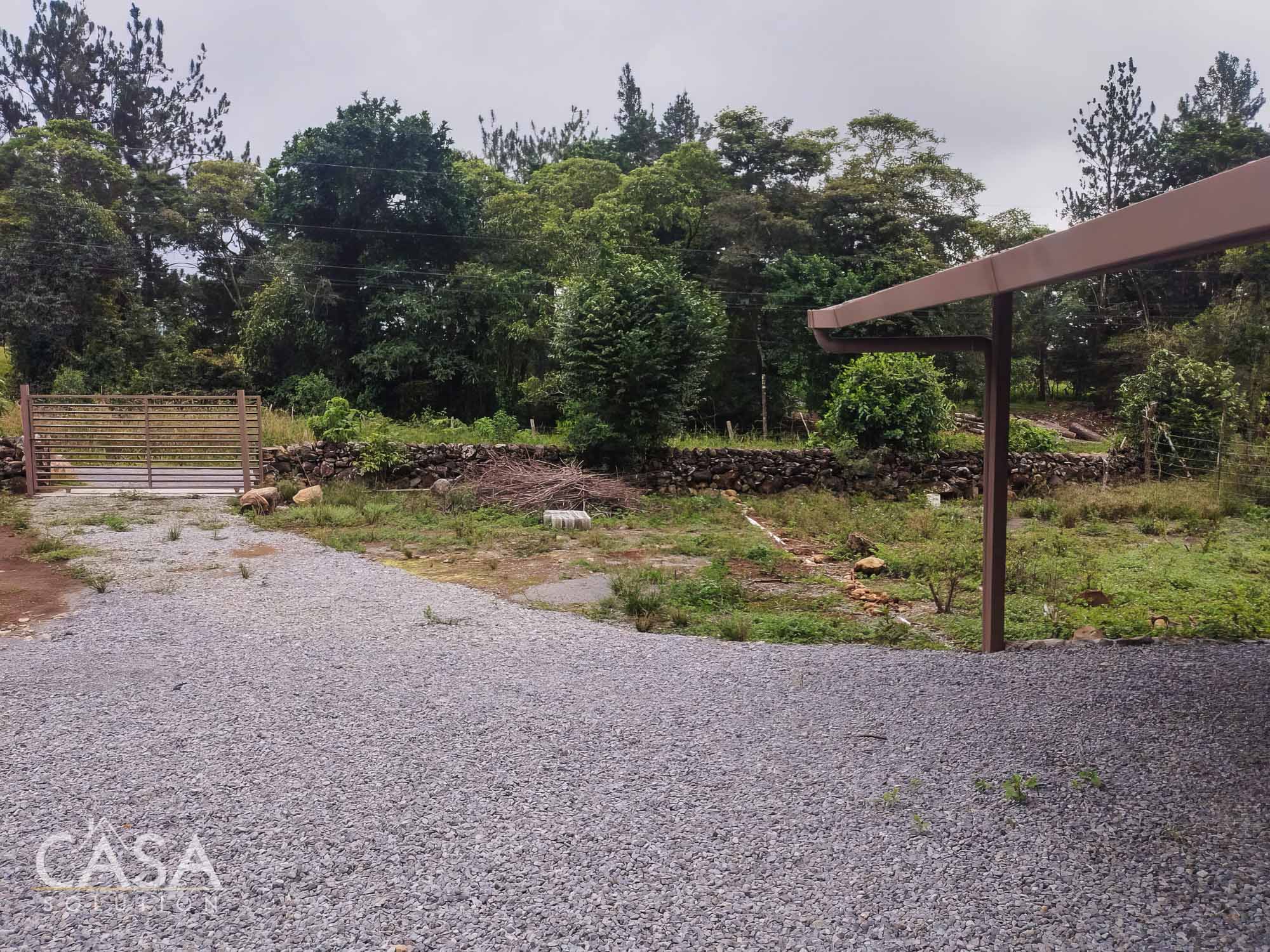 Withdrawn - Fully furnished 1-bedroom home in Potrerillos Abajo, Chiriqui. on a good-sized lot with fruit trees, irrigation system. photo 4