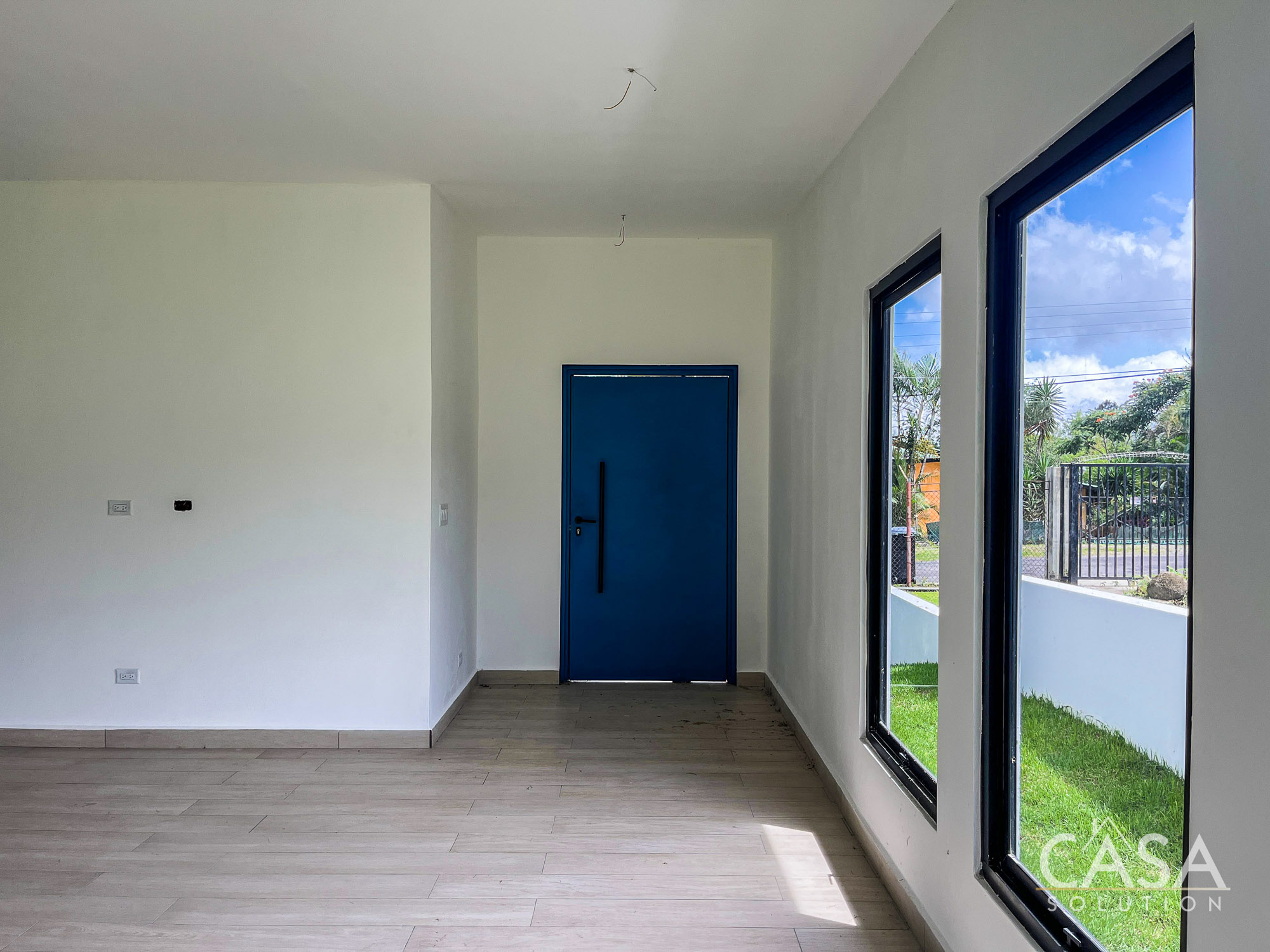 Sold by Casa Solution! Brand-New Modern Style house for sale in Alto Boquete with Volcán Barú views, near Plaza San Francisco and Downtown Boquete. Ideal location photo 8