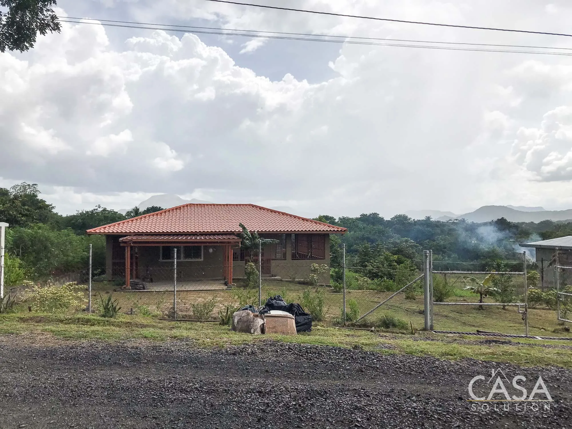 Withdrawn - Price Reduction!! 3-bedroom home for sale in Los Uveros, Penonomé, Coclé. Features mountain views, and tax exemption until 2036 photo 3