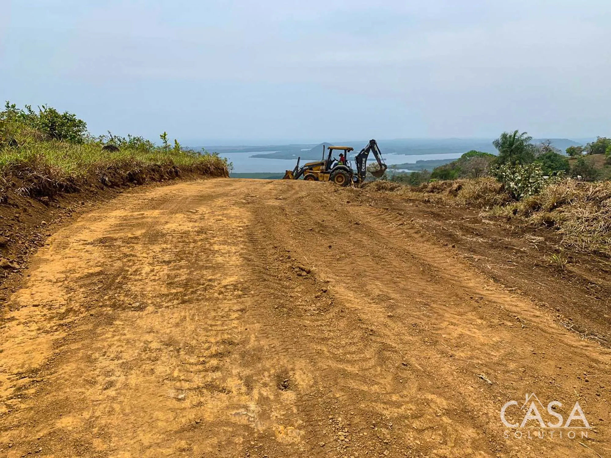 2.07-hectare land for Sale in Las Lajas de Tole with sunset ocean views, available as one property or divided into individual lots photo 8