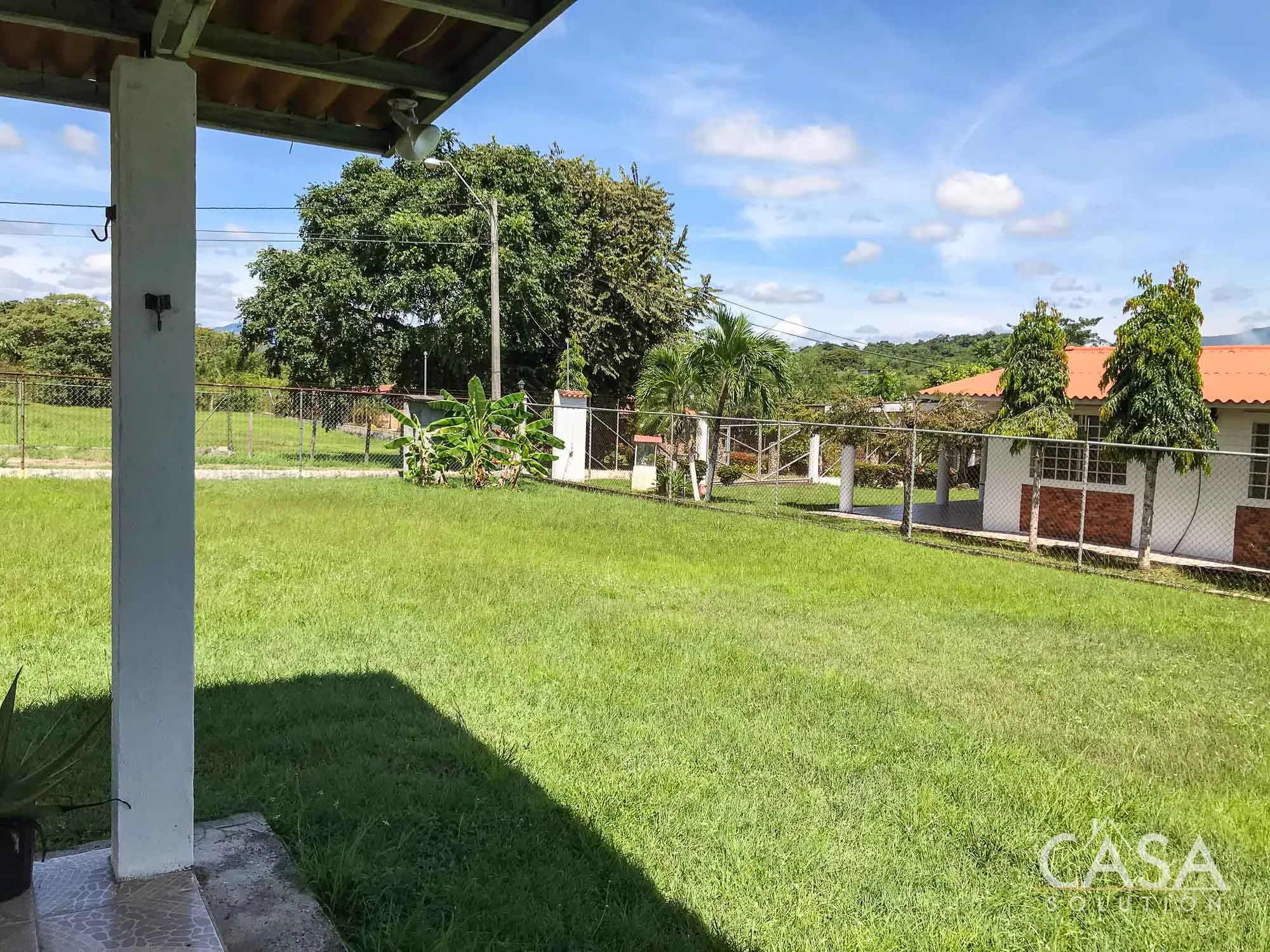 Sold by Owner - Home for sale in El Celaje, Chame. Spacious lot, near beaches, shopping, and restaurants. Quiet community just 7 minutes from Coronado. photo 3