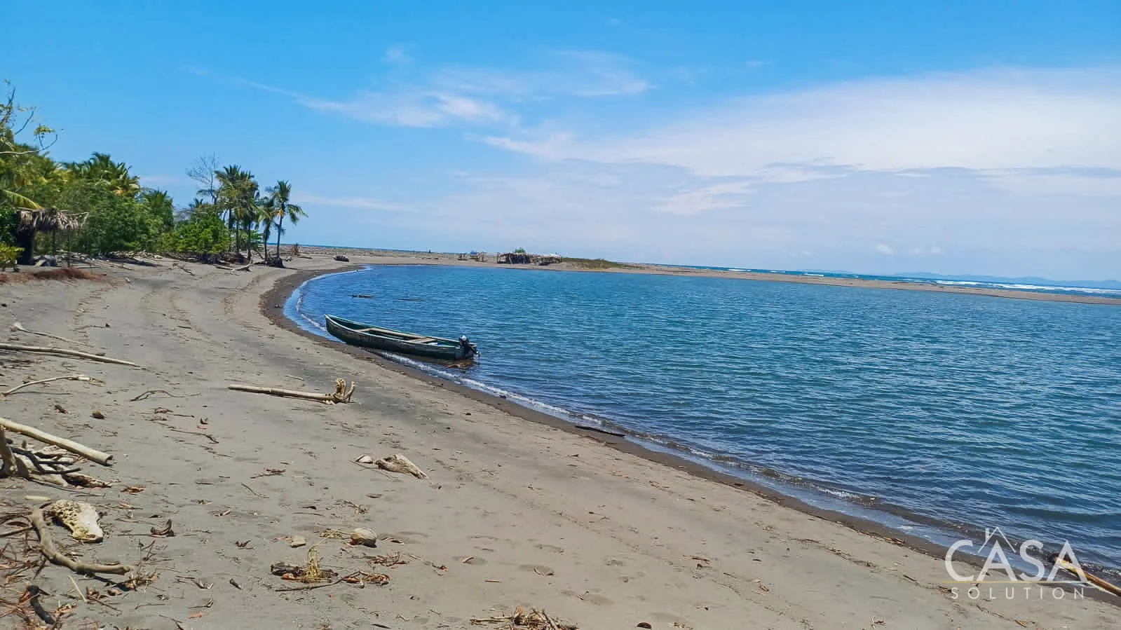 8-hectare beachfront lot for Sale in Isla Chavelita, Chiriquí. Great Development Potential! photo 2