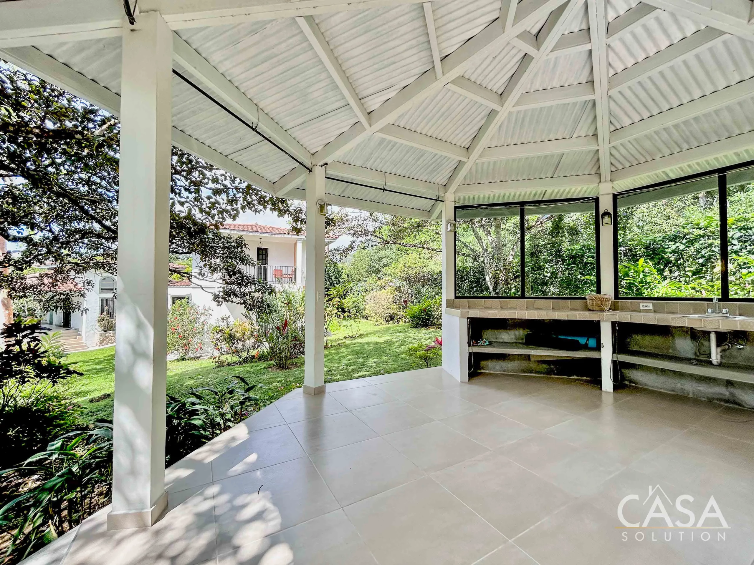 Sold by Owner - Elegant 3-Bedroom Home with Mountain Views for Sale in El Valle de Anton. With Beautifully landscaped gardens. Ready to move in! photo 12