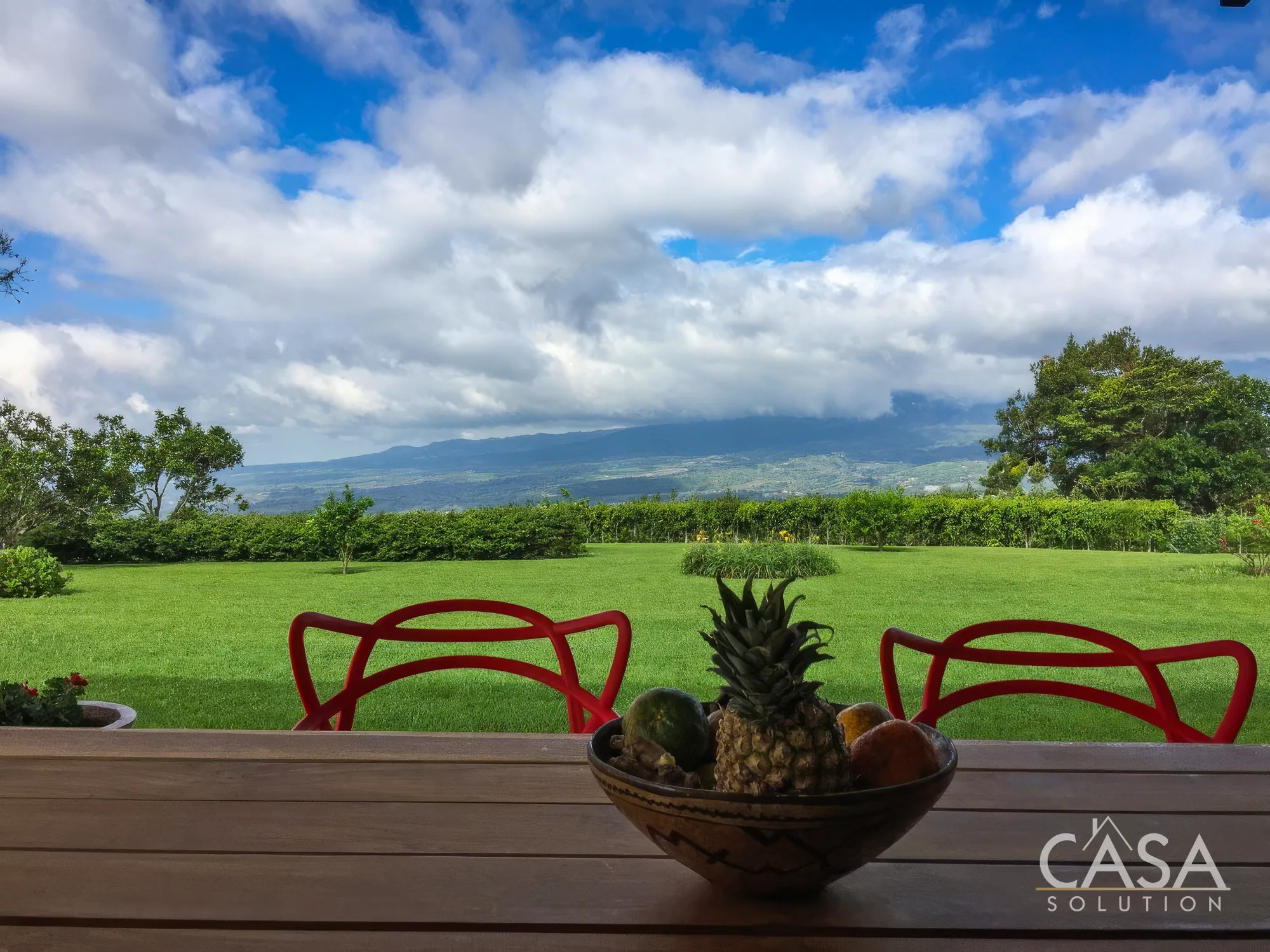 Stunning Home with Casita, Barn, and Incredible Views of Volcan Baru for Sale in Jaramillo, Boquete, Chiriqui photo 2