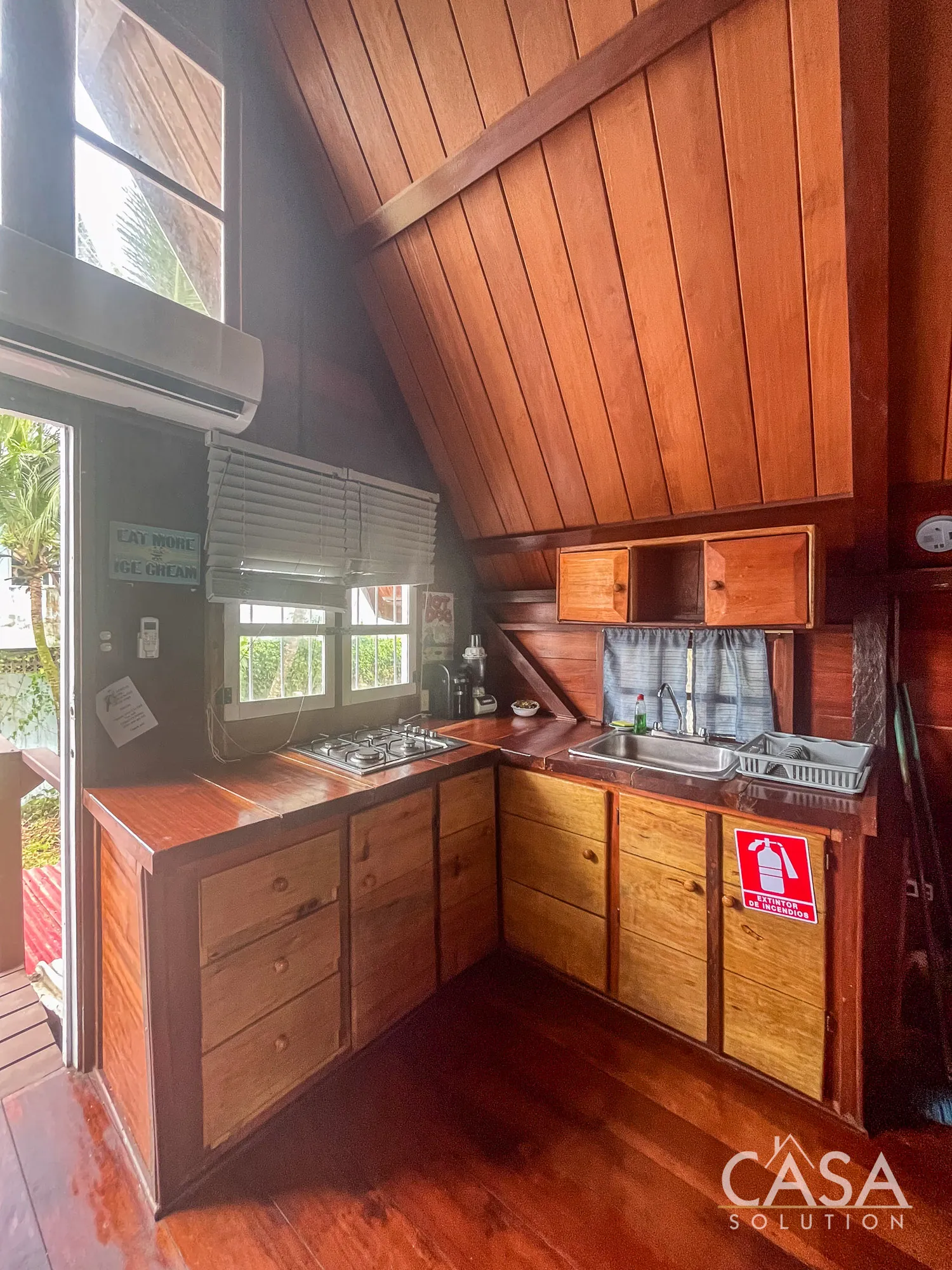 Price Reduction! 6 Studios and One Duplex Caribbean Rental Apartment for Sale on Isla Colón, Bocas del Toro – 7 Total Units – Income Generator photo 4