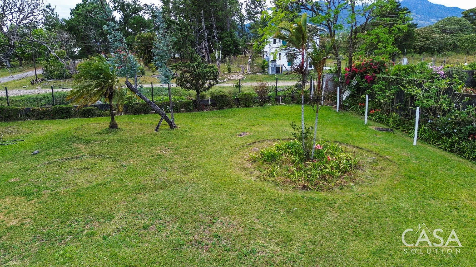 Price Reduction! Colonial Home for Sale in Potrerillos Abajo, Chiriquí - Spacious Living Across 3 Floors Close to David photo 12