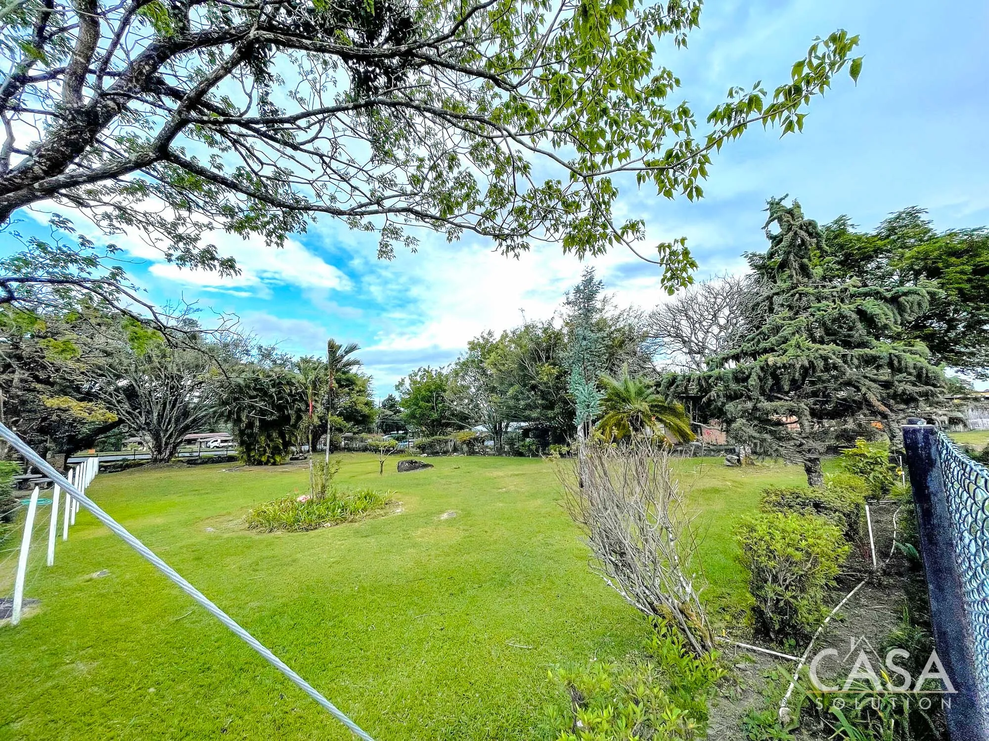 Price Reduction! Colonial Home for Sale in Potrerillos Abajo, Chiriquí - Spacious Living Across 3 Floors Close to David photo 6