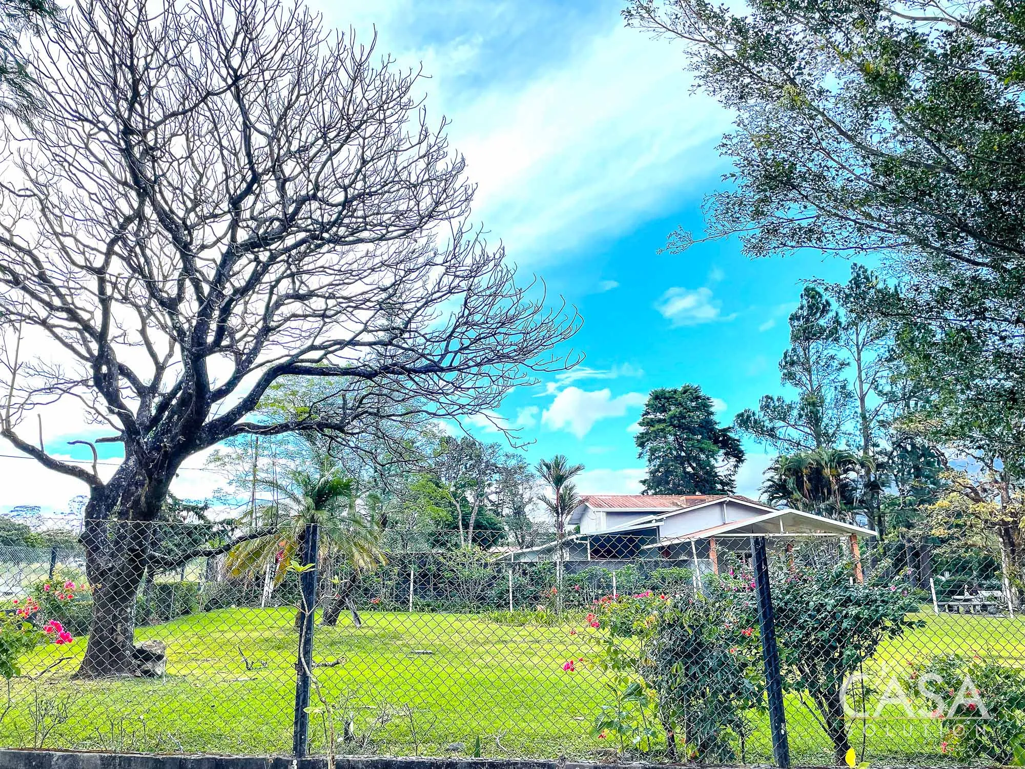 Price Reduction! Colonial Home for Sale in Potrerillos Abajo, Chiriquí - Spacious Living Across 3 Floors Close to David photo 4